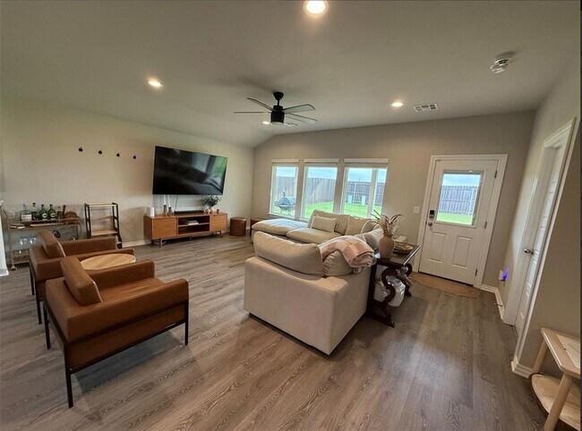 Building Photo - 14605 Travertine Fls Ln