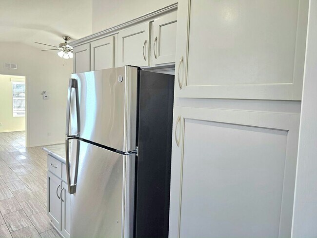 Building Photo - 8868 E Baseline Rd