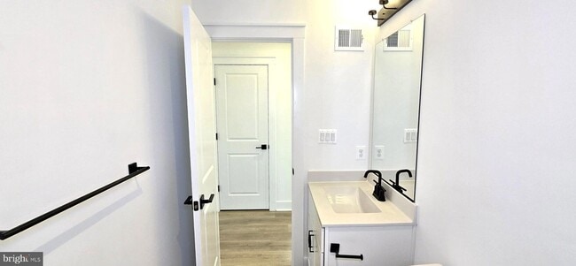 Building Photo - 1726 Blacksmith Wy