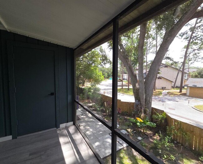 Building Photo - 1746 Foxhall Cir