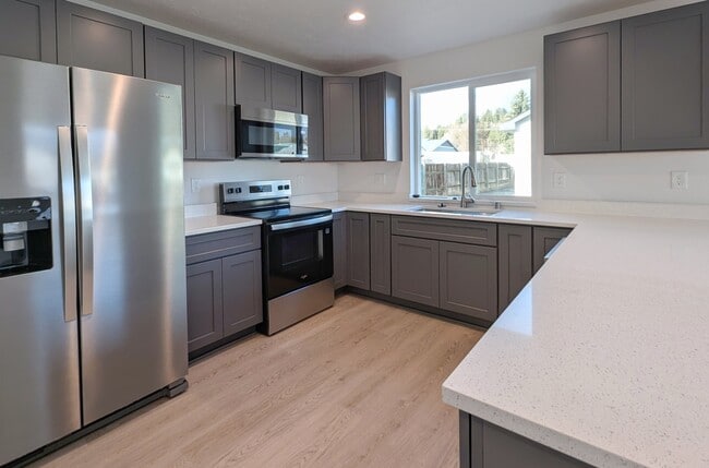 Building Photo - 4307 N Torrez Ln