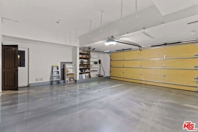 Building Photo - 16866 Charmel Ln