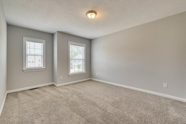 Building Photo - 445 Longmeadow Dr