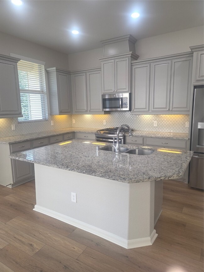 Building Photo - 18554 Jasmine Garden Pl