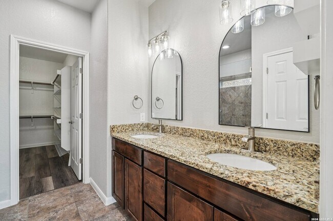 Building Photo - 6413 Von Rosk