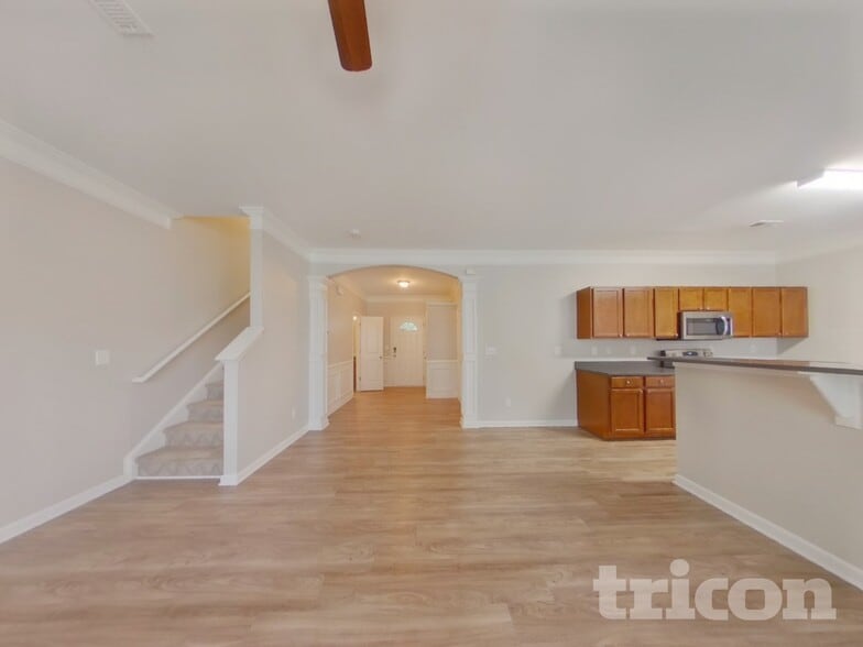 Building Photo - 3632 Ernie Dr