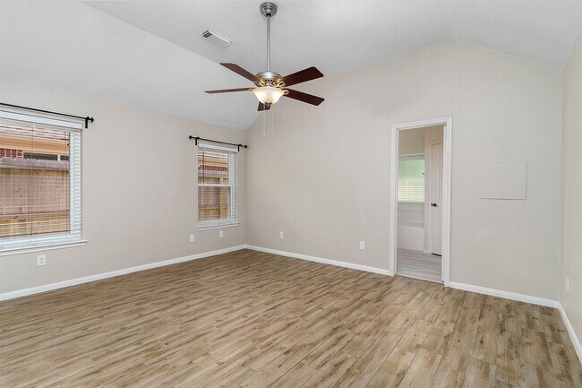 Building Photo - 2918 Abbey Field Dr