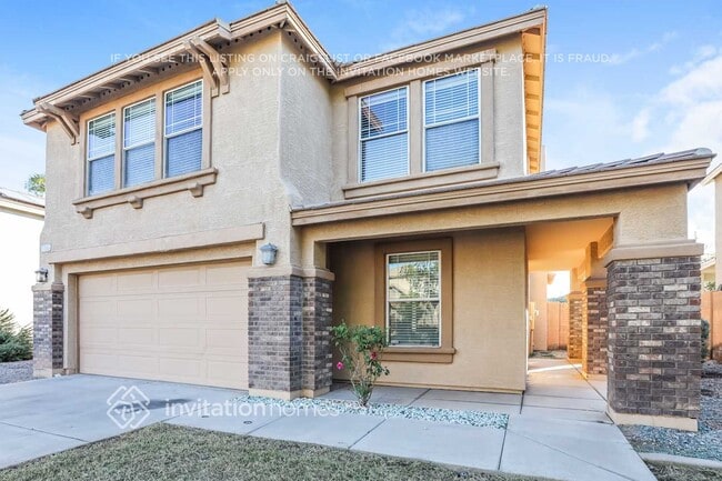 Building Photo - 7005 S 39th Dr