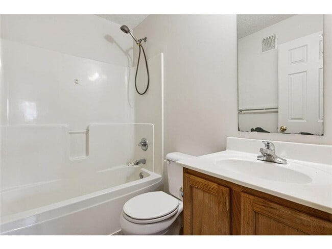 Building Photo - 17542 Gillette Way