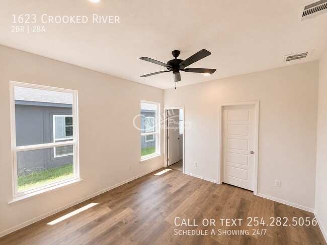 Building Photo - 1623 Crooked River