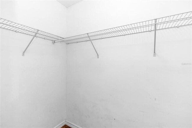 Building Photo - 510 Spoonbill Ct