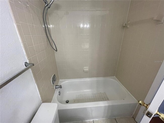 Building Photo - 1027 S Hiawassee Rd