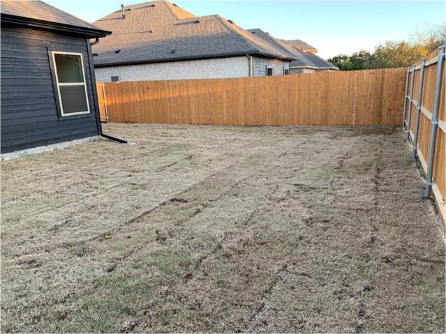 Building Photo - 7806 Cottonwood Dr