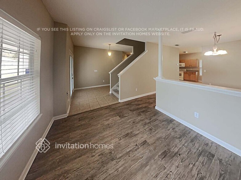 Building Photo - 14022 Summer Breeze Dr