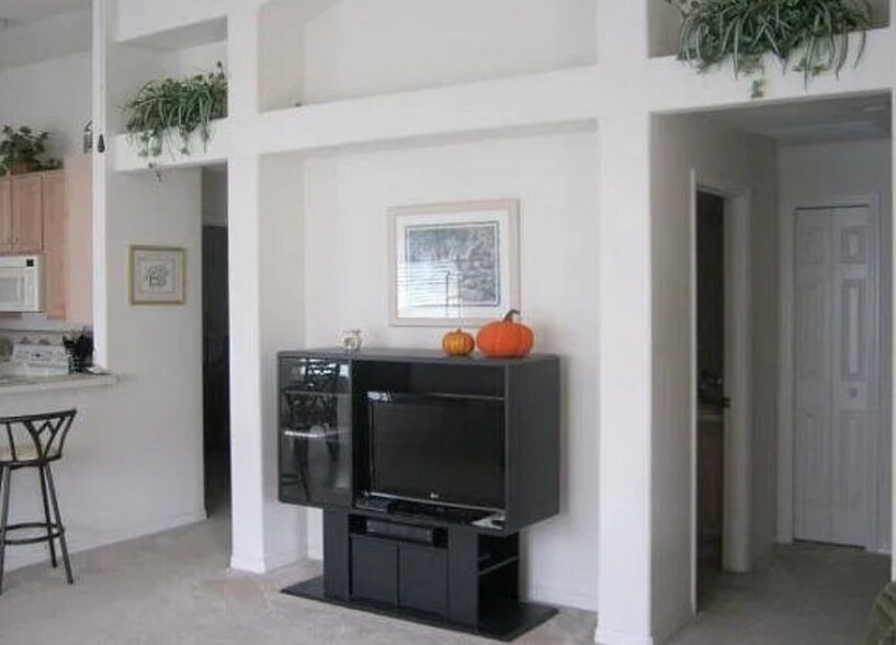 Building Photo - 973 Pritchard Island Rd