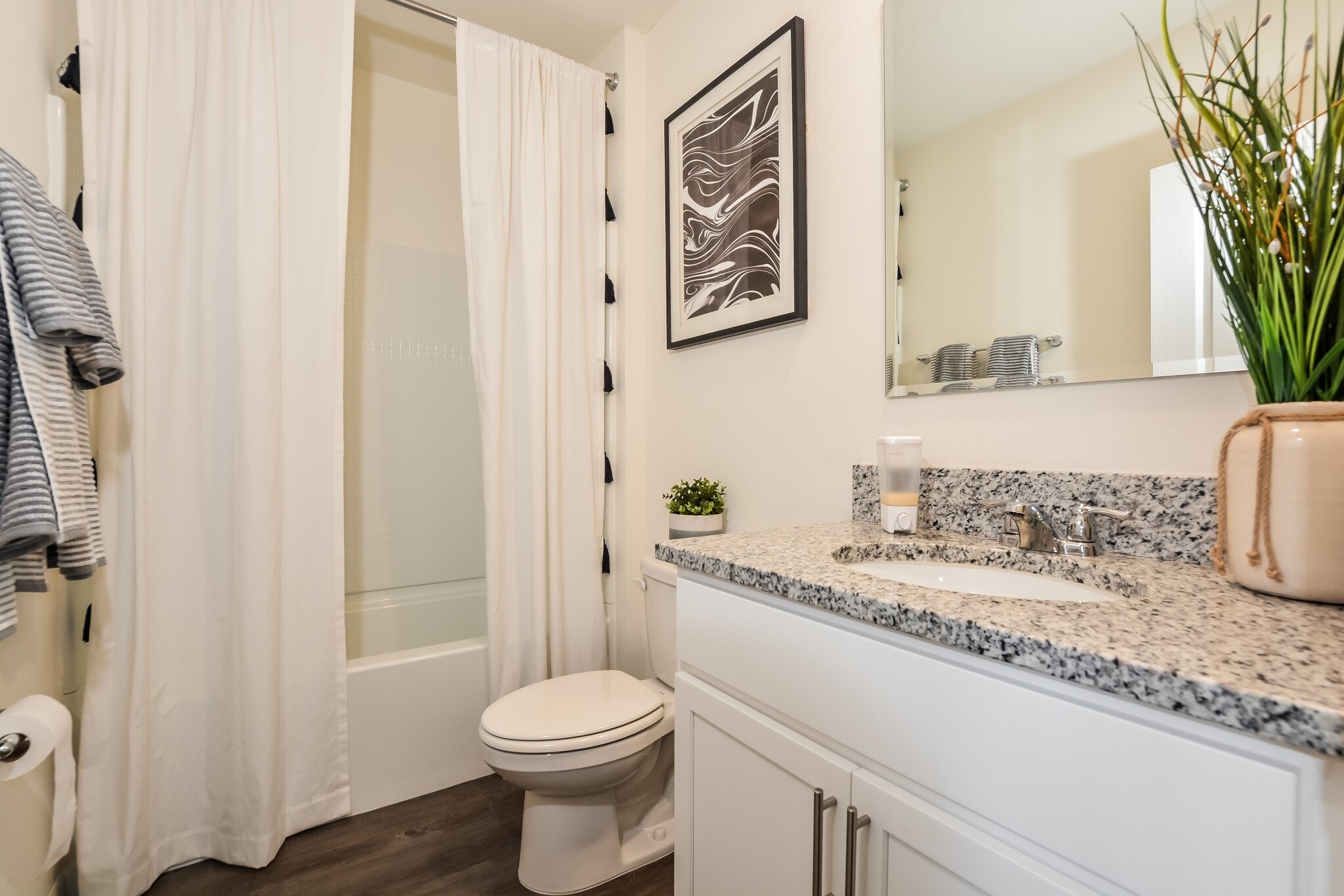 Building Photo - 120 ORMOND GRANDE Blvd