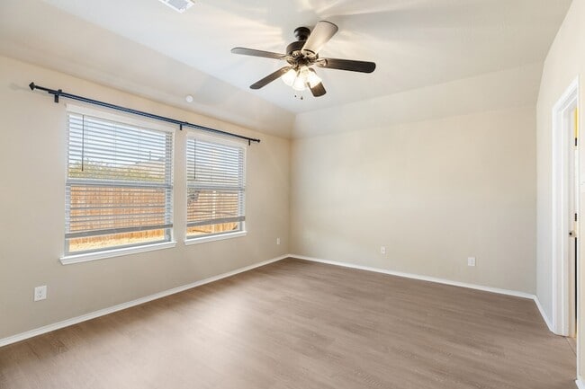 Building Photo - 1809 Whistler Dr