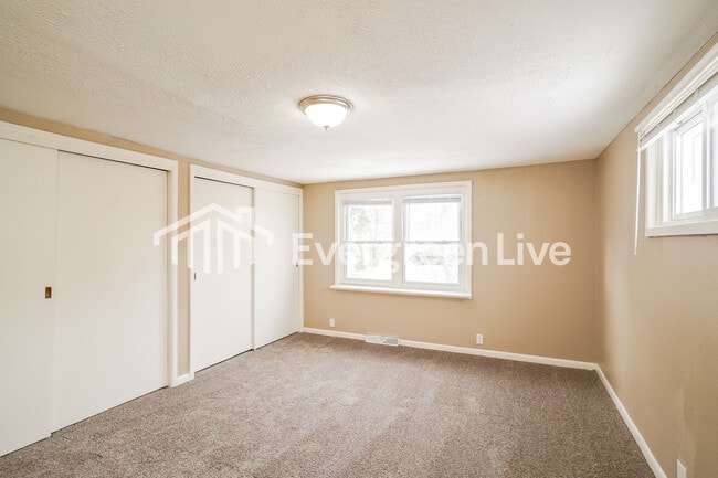 Building Photo - 5060 N 26th St