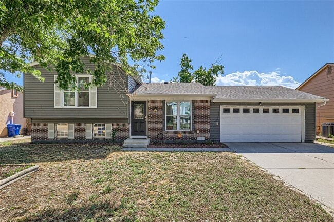Building Photo - 2632 Prescott Cir W