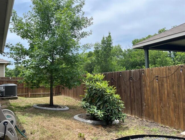 Building Photo - 14110 Luisium View