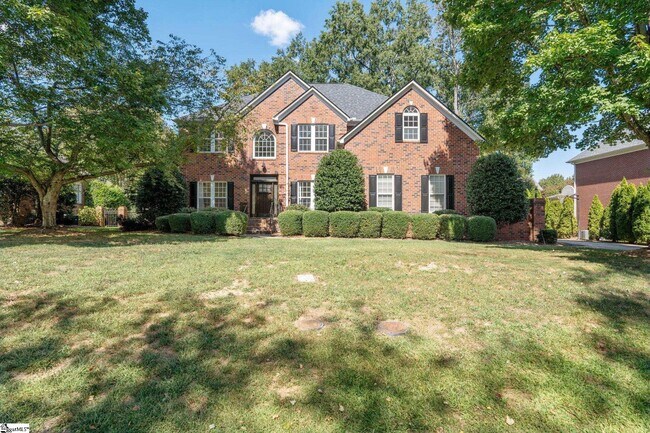 Building Photo - 220 Huddersfield Dr