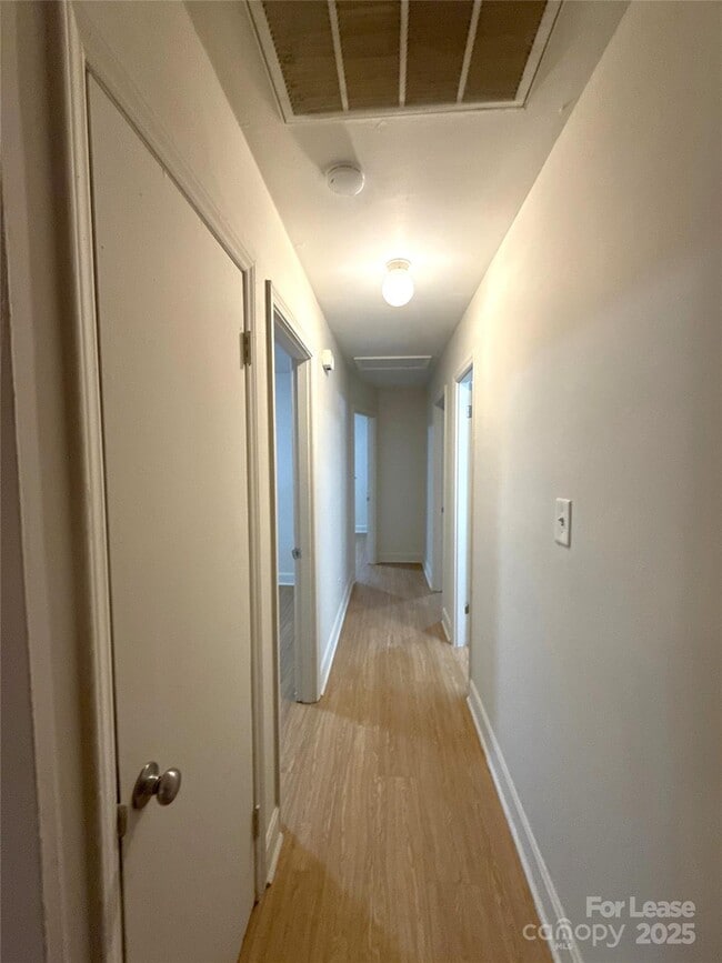 Building Photo - 4409 Brooktree Dr