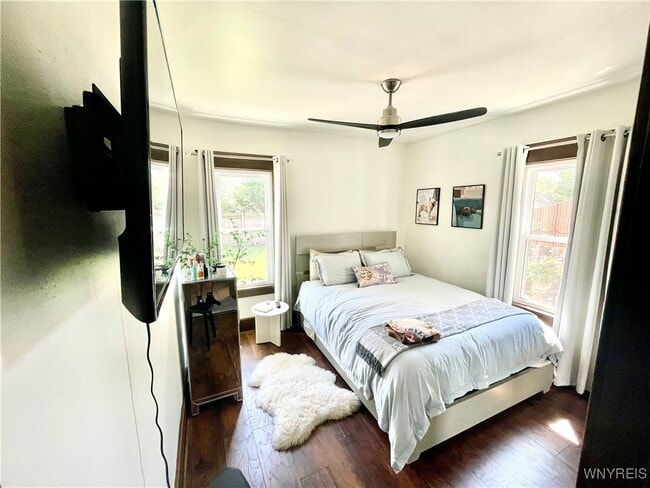 Building Photo - 141 Parkwood Ave