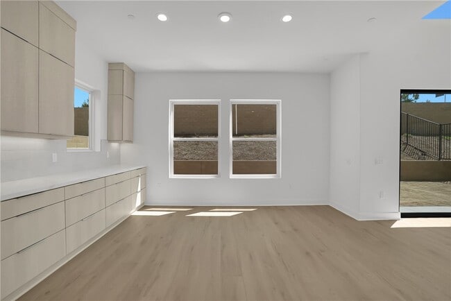Building Photo - 168 Creation
