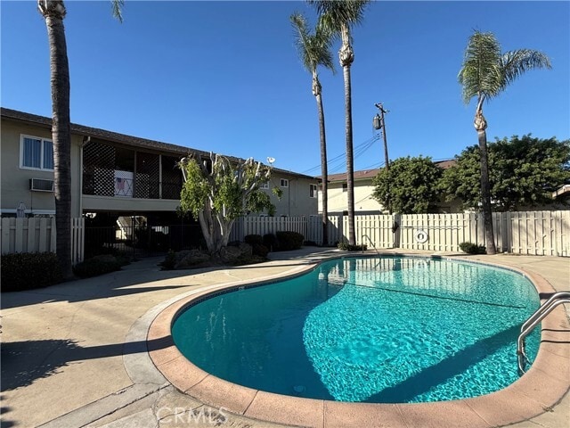 Building Photo - 554 S Barranca Ave