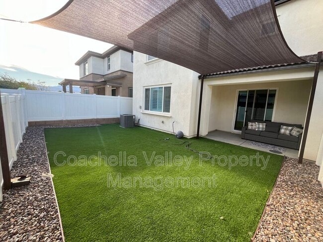 Building Photo - 76279 Cambridge Dr