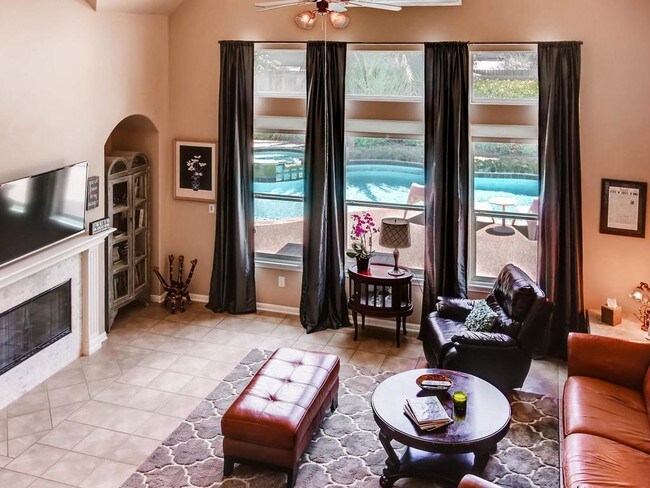 Building Photo - 10217 Medinah Greens Dr