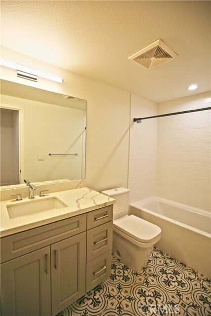 Building Photo - 191 Monterey Rd