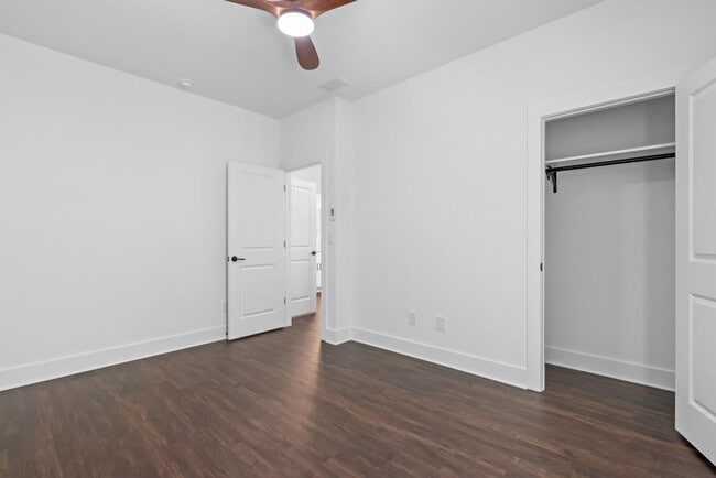 Building Photo - 161 Brush Creek Ct