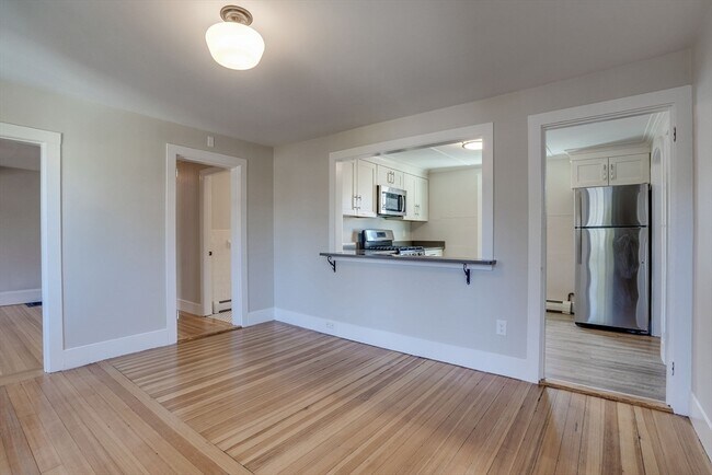 Building Photo - 31 High St