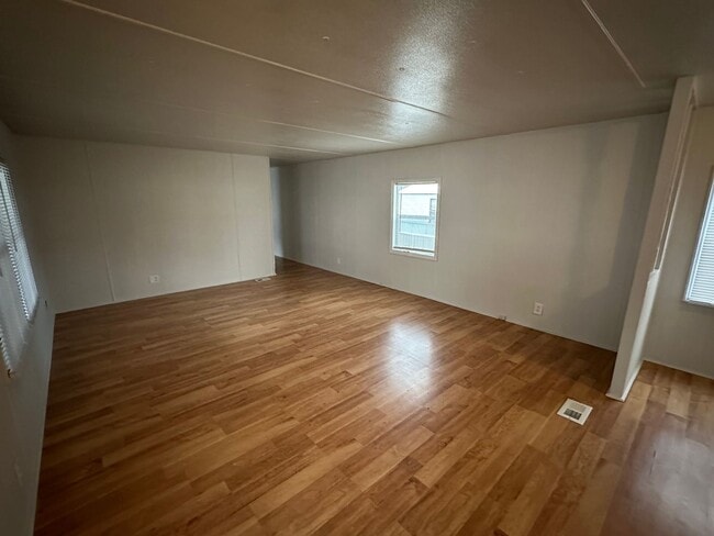 Building Photo - Mebane