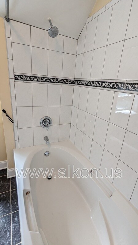 Building Photo - 1401 Nobles Ln