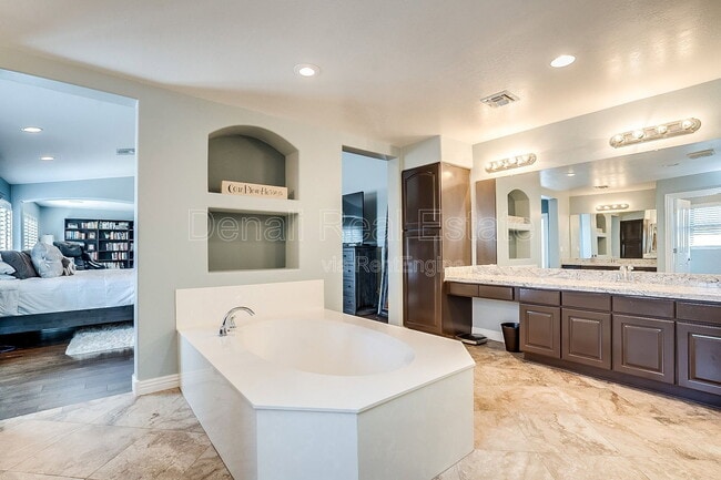 Building Photo - 7543 E Kael Cir