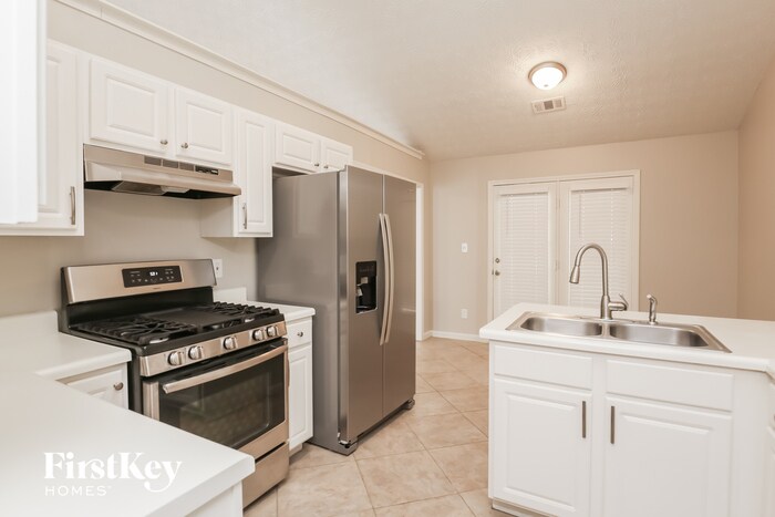 Building Photo - 510 Sunnyside Dr