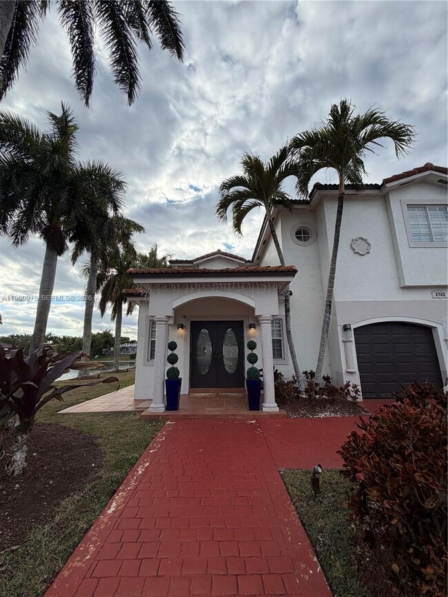 Building Photo - 6762 SW 157th Ct