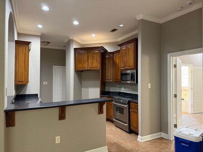 Building Photo - 3200 Mossy Creek Dr