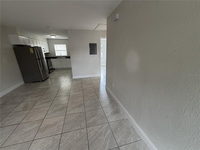 Building Photo - 1112 Martin St