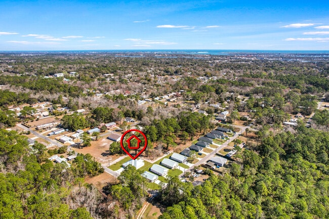 Building Photo - 706 S Brevard St