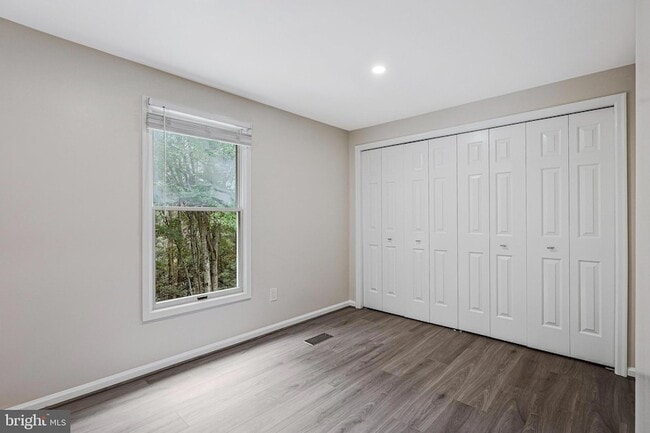 Building Photo - 1594 Poplar Grove Dr
