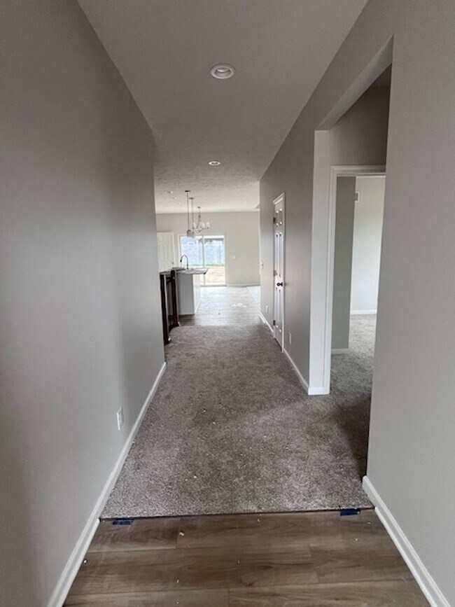 Building Photo - Fresh. Modern. Yours. New Ranch Home in Ar...