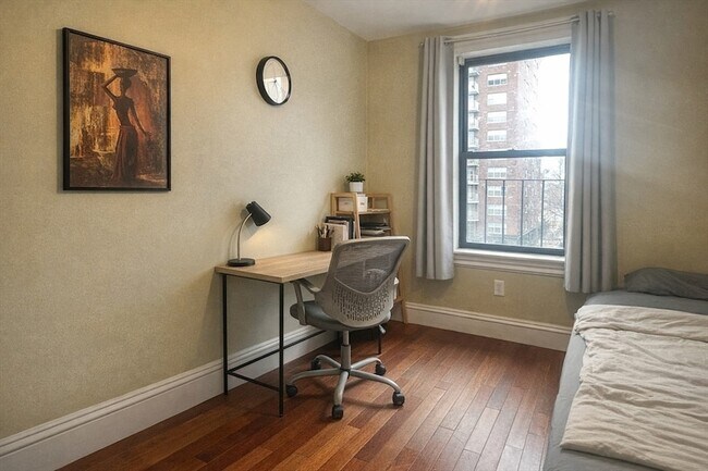 Building Photo - 21 Worthington St