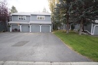 Building Photo - 3 Bedroom East Anchorage Townhouse!