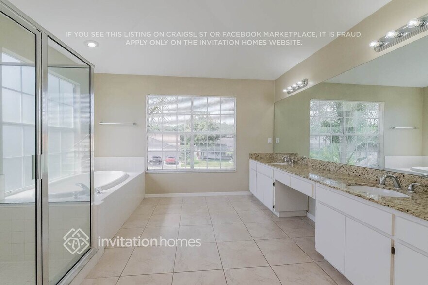 Building Photo - 11424 Glenmont Dr