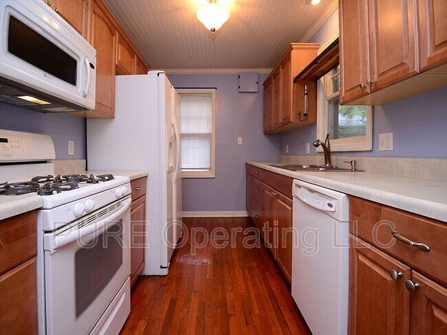 Building Photo - 2511 N 63 St