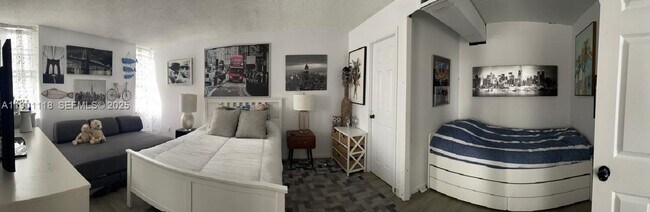 Building Photo - 1331 Lincoln Rd