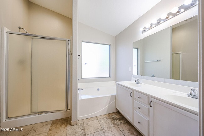 Building Photo - 8672 W Mauro Ln